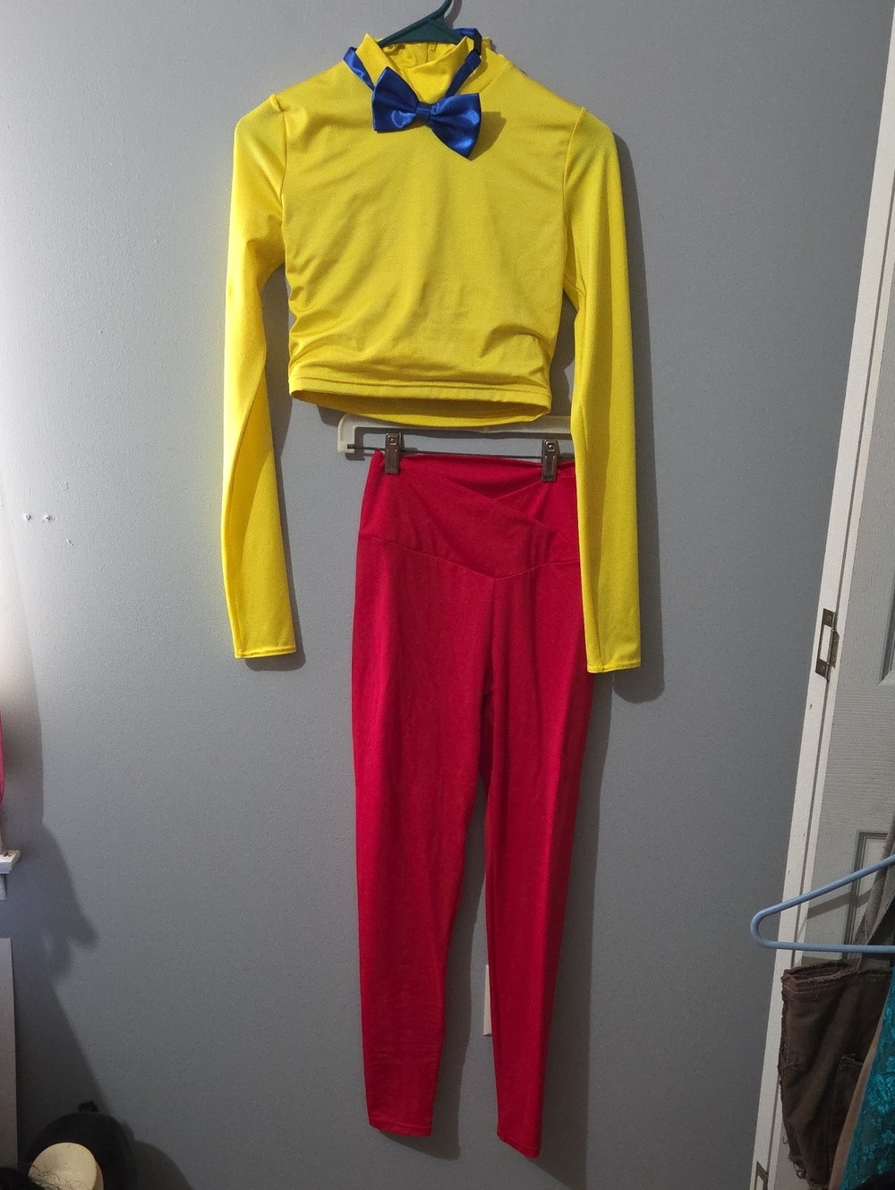 Dance- Yellow top, Red Bottoms